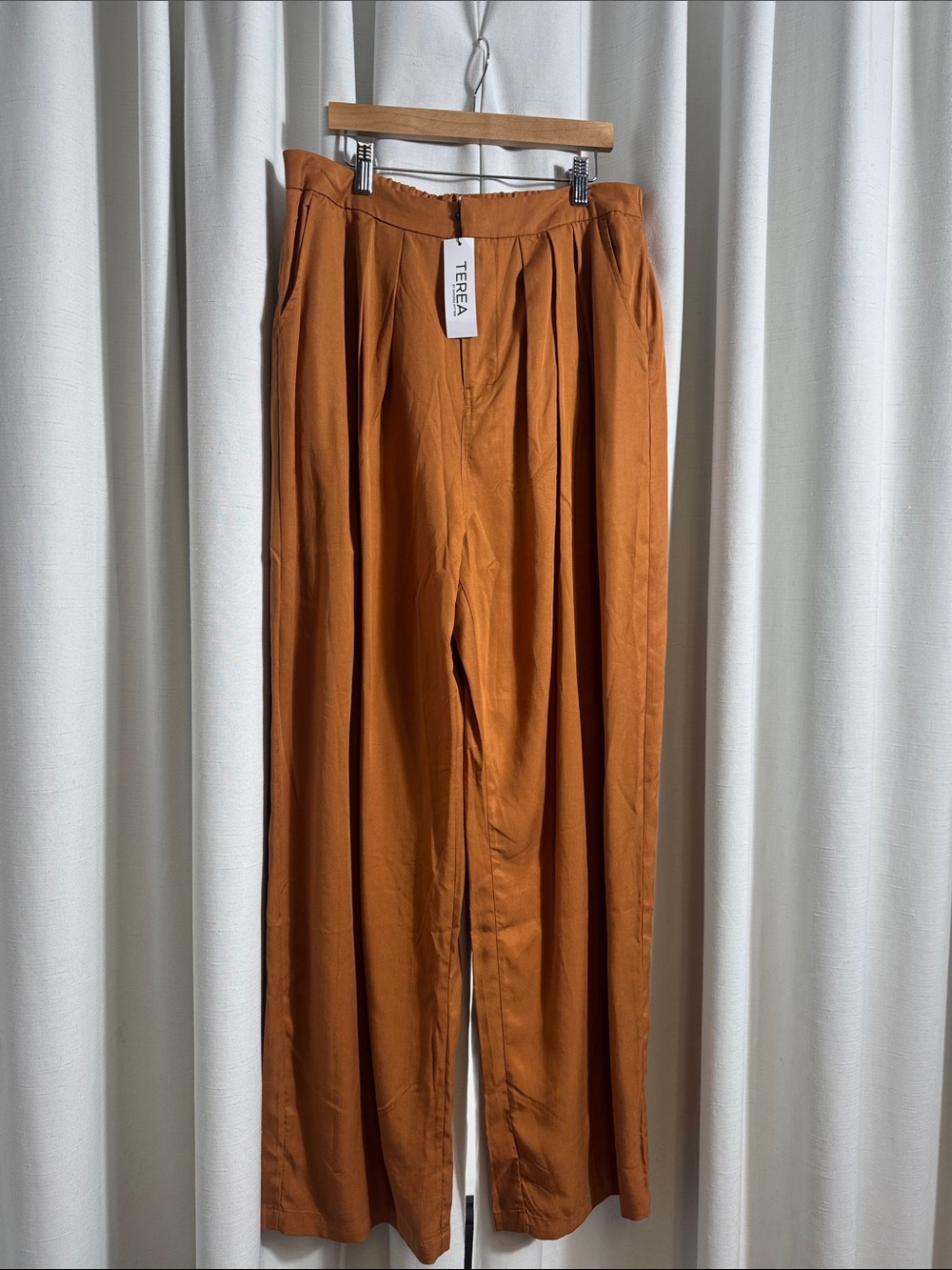 Terea by Andrea Pitter Rust Pleated Wide Leg Pants Size L NWT - Picture 5 of 12